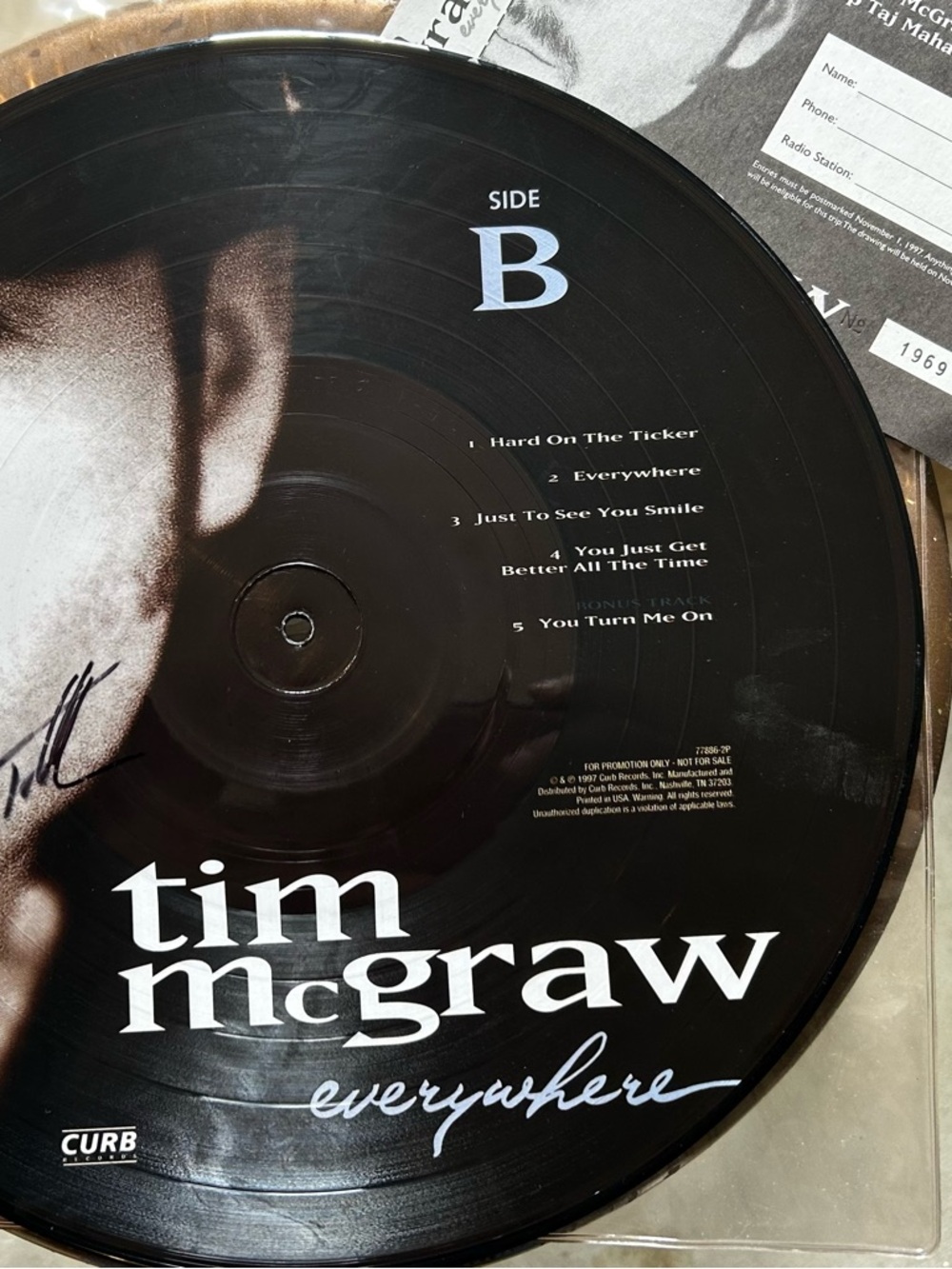 Tim McGraw 'Everywhere' Vinyl - autographed,(been in a closet for 20+ years)